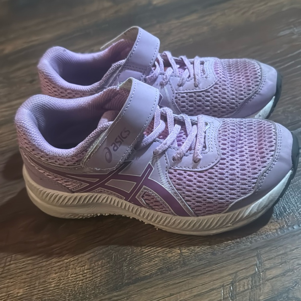 Kids ASICS running shoes